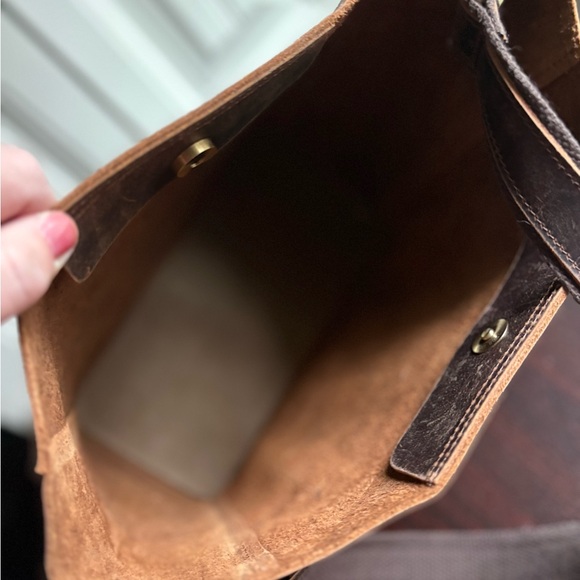 Classic Brown Leather Bag - Picture 4 of 12